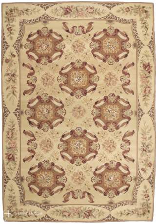 Ring of Roses, Aubusson carpet, China, circa 2003, 12'7" x 8'9", ref 16417